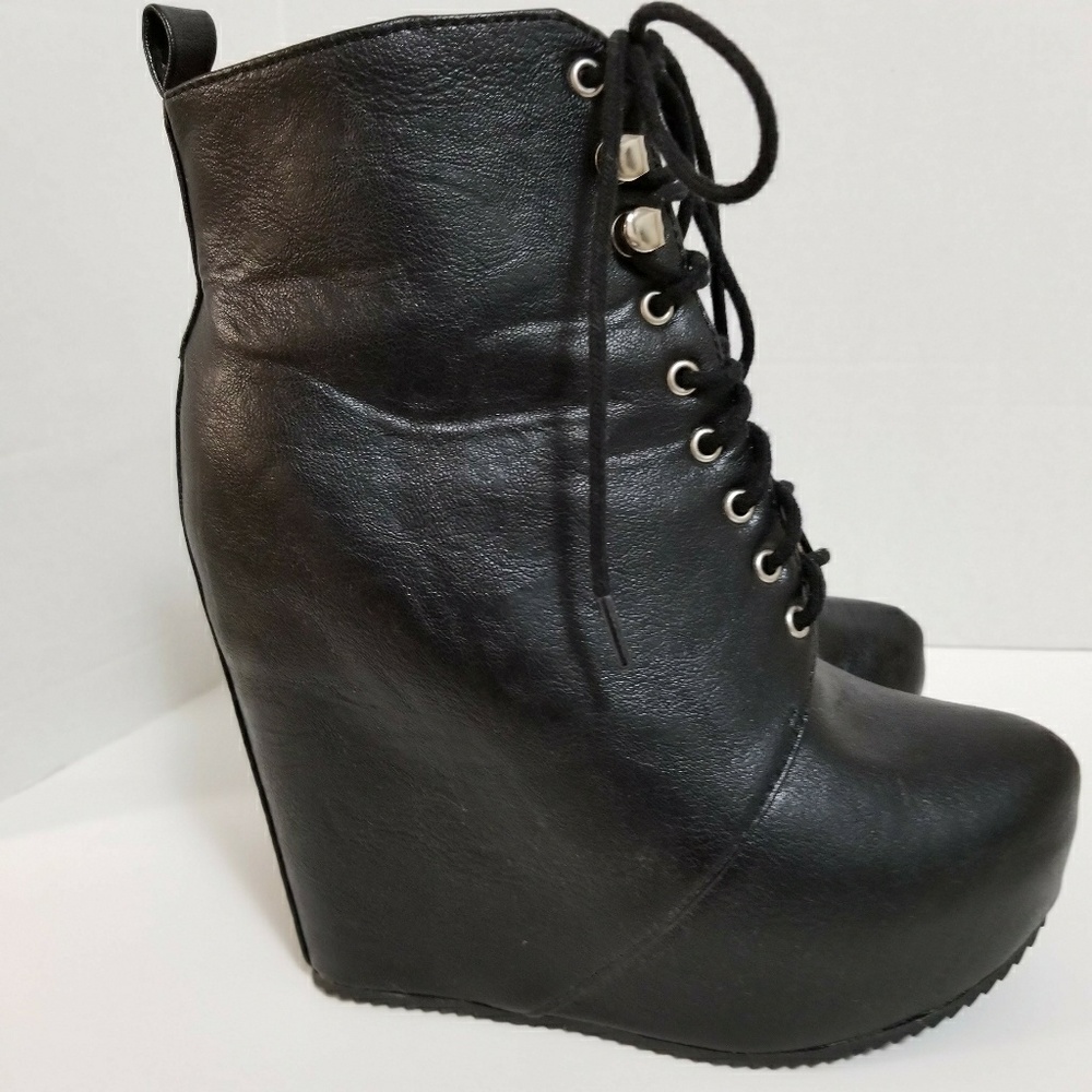 Soda Booties 7 Lolita Platform Wedge Faux Leather